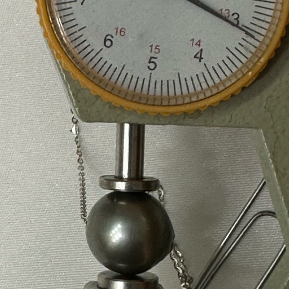 13mm TAHITIAN Pearl Floating on 925 Silver Chain - Classic & Elegant! - Picture 6 of 7